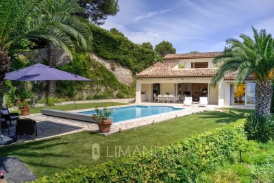 Maison &agrave; vendre &agrave; CANNES  - 6 pi&egrave;ces - 230 m&sup2; 