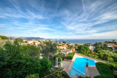 Apartment for sale in Nice  - 3 rooms 116 m&sup2; 