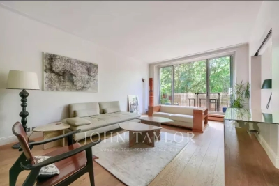 Appartement &agrave; louer &agrave; PARIS 16EME Chapelle 1 - 4 pi&egrave;ces - 130 m&sup2; 