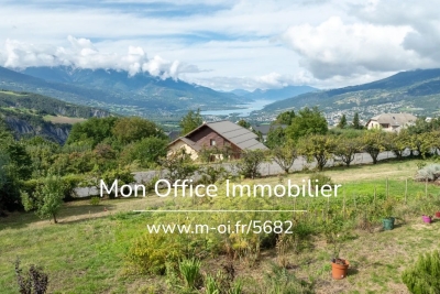 terrain &agrave; vendre &agrave; ST-ANDRE-D'EMBRUN  - 4 pi&egrave;ces - 530 m&sup2; 