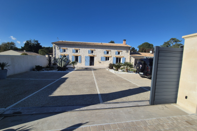 Maison &agrave; vendre &agrave; ST PALAIS SUR MER  - 6 pi&egrave;ces - 189 m&sup2; 