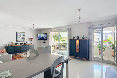 Appartement à vendre à ANTIBES Lagare - 3 pièces - 80 m² 