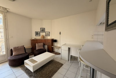 Appartement à louer à BORDEAUX  - 1 pièces - 28 m² 
