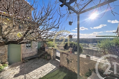 Maison &agrave; vendre &agrave; LUSSAN  - 4 pi&egrave;ces - 148 m&sup2; 