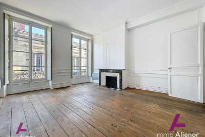 Appartement &agrave; vendre &agrave; BORDEAUX  - 4 pi&egrave;ces - 85 m&sup2; 