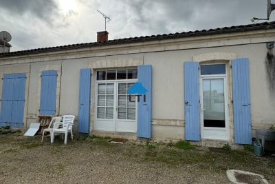 Maison &agrave; vendre &agrave; LA BREE LES BAINS  - 3 pi&egrave;ces - 70 m&sup2; 