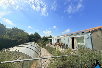 Maison &agrave; vendre &agrave; BOURCEFRANC LE CHAPUS  - 9 pi&egrave;ces - 300 m&sup2; 