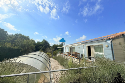 Maison &agrave; vendre &agrave; BOURCEFRANC LE CHAPUS  - 9 pi&egrave;ces - 300 m&sup2; 