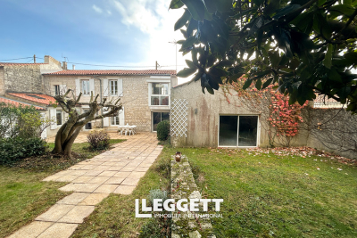 Maison &agrave; vendre &agrave; LUCON  - 9 pi&egrave;ces - 160 m&sup2; 