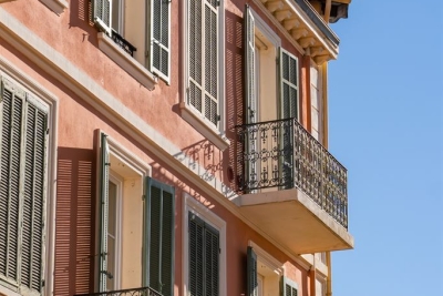 Bien à vendre appartement studio vieux village 