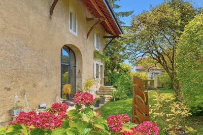 Maison à vendre à BALLAISON  - 5 pièces - 319 m² 