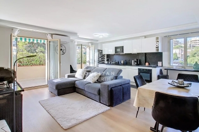 Apartment for sale in CANNES Cap-d'Ail - 3 rooms - 73 m&sup2; 