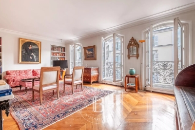 Appartement à vendre à PARIS 6EME Saint-Germain des Pres 1 - 4 pièces - 91 m² 