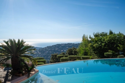 Maison à vendre face mer piscine 