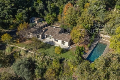 Maison à vendre terrain hectares alpes maritimes