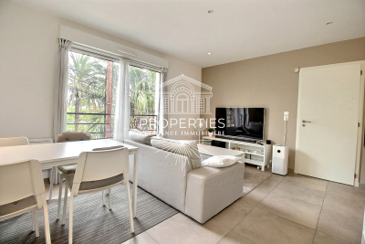 Appartement &agrave; vendre &agrave; HYÈRES Gambetta - 2 pi&egrave;ces - 38 m&sup2; 