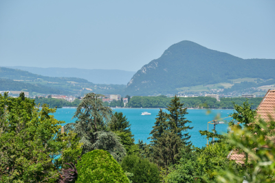 Maison &agrave; vendre &agrave; VEYRIER-DU-LAC  - 5 pi&egrave;ces - 127 m&sup2; 
