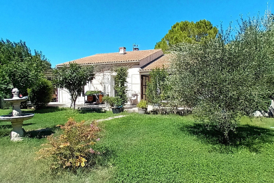 Maison à vendre à immobilier MOLLÉGÈS  - 6 pièces - 135 m² 