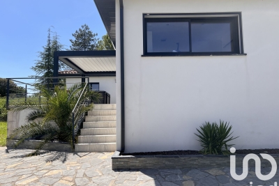 Maison à vendre terrain roussillon