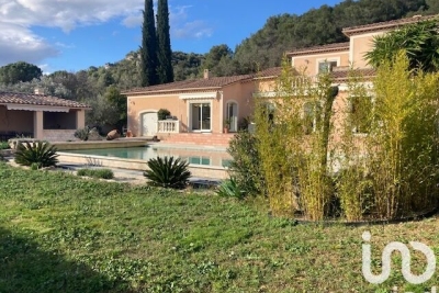Maison à vendre à ST MARTIN D ARDECHE  - 5 pièces - 187 m² 