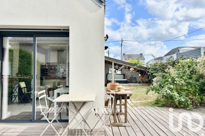 Maison à vendre à SÉNÉ  - 6 pièces - 122 m² 