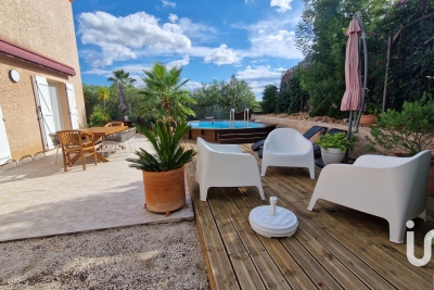 Maison à vendre terrain roussillon