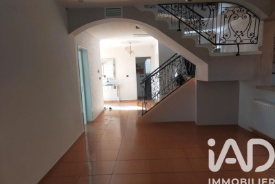 Maison à vendre à immobilier SORGUES  - 5 pièces - 267 m² 