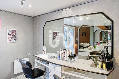 Commerce à vendre à VIGNEUX DE BRETAGNE   - 52 m² 