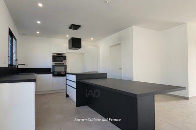 Maison à vendre terrain roussillon