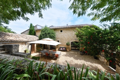 Maison &agrave; vendre &agrave; UZÈS  - 13 pi&egrave;ces - 379 m&sup2; 