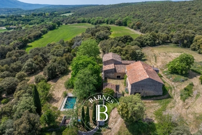 Maison &agrave; vendre &agrave; REILLANNE  - 20 pi&egrave;ces - 800 m&sup2; 
