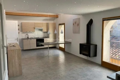 Appartement &agrave; vendre &agrave; SALERNES  - 4 pi&egrave;ces - 84 m&sup2; 