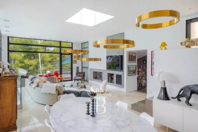 Maison à vendre à MARSEILLE 9EME Vaufreges-Leon Lachamp - 5 pièces - 231 m² 