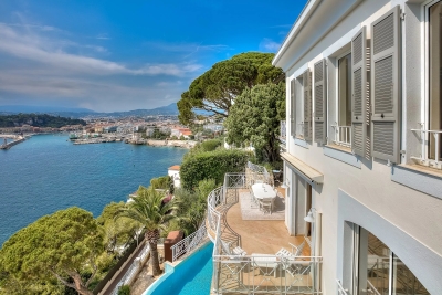 Maison à vendre à NICE  - 8 pièces - 320 m² 