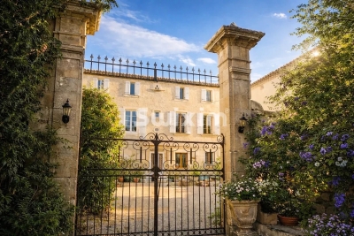 Maison &agrave; vendre &agrave; GRIGNAN  - 7 pi&egrave;ces - 450 m&sup2; 