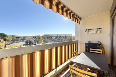 Appartement &agrave; vendre avec parking st raphael 