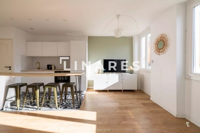 Appartement à vendre à MARSEILLE 1ER  - 2 pièces - 33 m² 