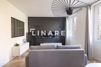 Appartement à vendre à MARSEILLE 1ER  - 2 pièces - 42 m² 