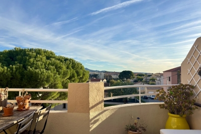 Appartement &agrave; vendre &agrave; SANARY-SUR-MER  - 2 pi&egrave;ces - 35 m&sup2; 