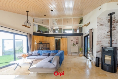 Maison &agrave; vendre &agrave; NIEUL SUR MER  - 5 pi&egrave;ces - 197 m&sup2; 