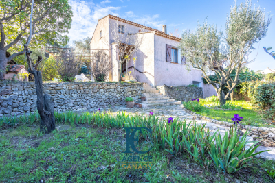 Maison à vendre à SANARY-SUR-MER  - 5 pièces - 132 m² 