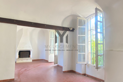 Maison à vendre à SANARY-SUR-MER  - 5 pièces - 140 m² 