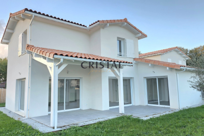 Maison à vendre à ST PALAIS SUR MER  - 5 pièces - 116 m² 