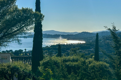 Maison à vendre à LES ISSAMBRES  - 6 pièces - 214 m² 