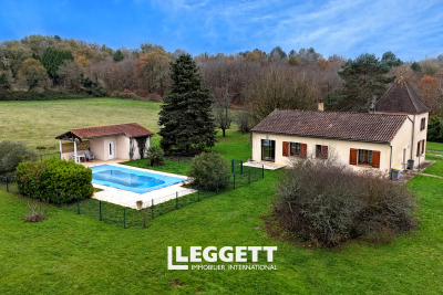 Maison &agrave; vendre &agrave; PRESSIGNAC VICQ  - 5 pi&egrave;ces - 135 m&sup2; 