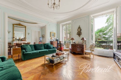 Appartement &agrave; vendre &agrave; PARIS 8EME Chapelle 1 - 6 pi&egrave;ces - 222 m&sup2; 