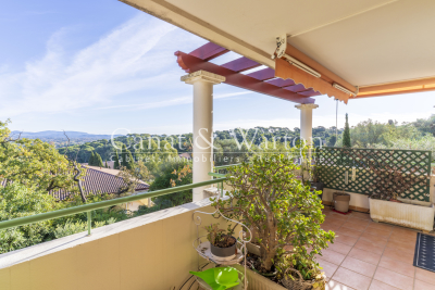 Apartment for sale in HYÈRES  - 4 rooms - 97 m² 