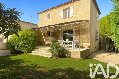 Maison à vendre avec jardin gard gard 
