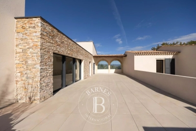 Maison &agrave; vendre &agrave; AIX-EN-PROVENCE Extension Ouest partie nord - 11 pi&egrave;ces - 300 m&sup2; 