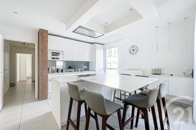 Appartement à vendre à LYON 6EME  - 3 pièces - 72 m² 